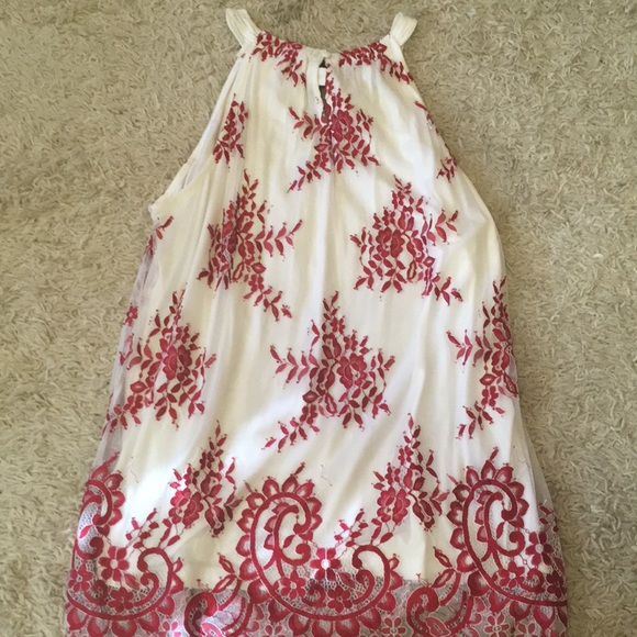 Brand new lace halter top - Picture 2 of 2